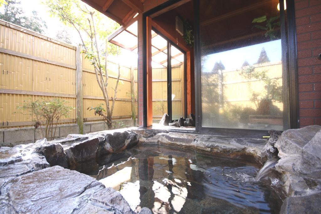 Pension Bell Bird อะโซะ ภายนอก รูปภาพ