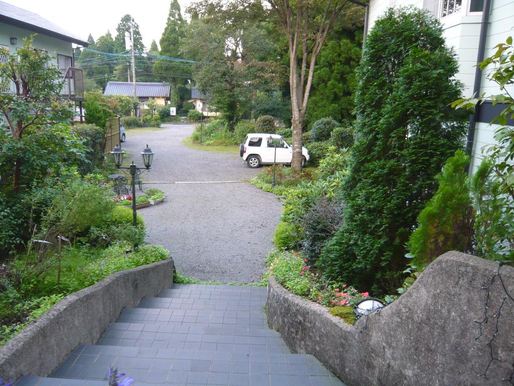 Pension Bell Bird อะโซะ ภายนอก รูปภาพ